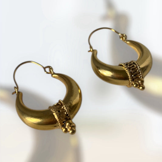 Handmade 24k plated Gold stud earrings, crafted by nepali artisan